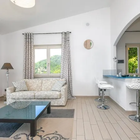 Da Guido - Letizia Chalet Tignale